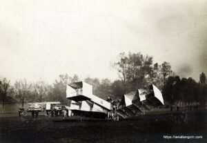 The 14-bis in its final form in November 1906, with octagonal-planform interplane ailerons